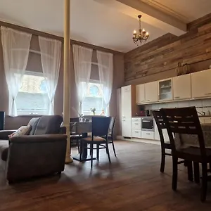  Bed & Breakfast 't Kloaster Nederland